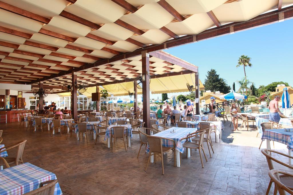 Makronisos Village Апарт-отель