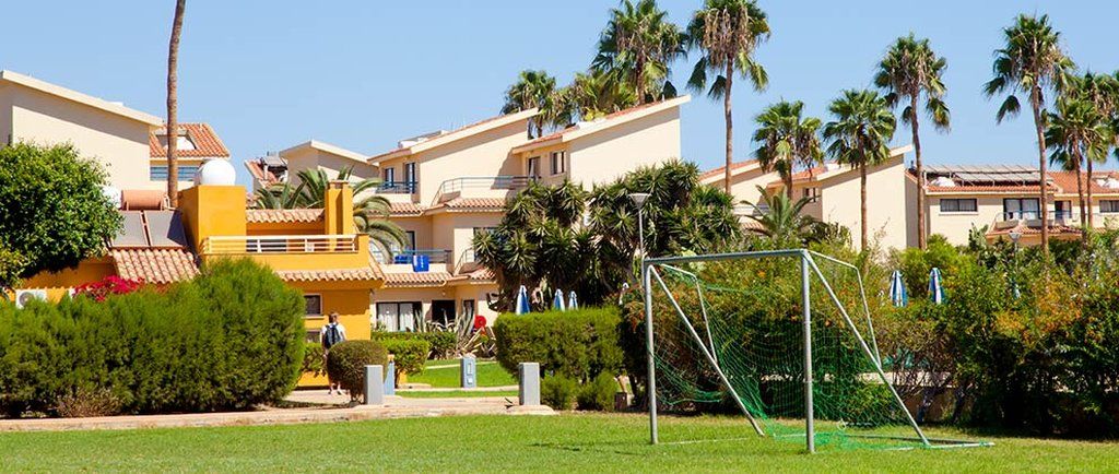 Апарт-отель Makronisos Village 3*