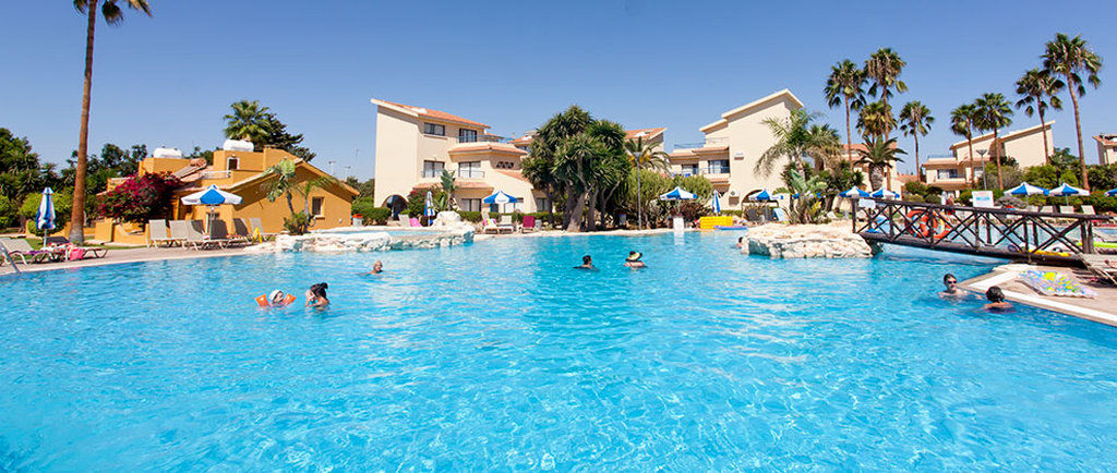 Апарт-отель Makronisos Village 3*