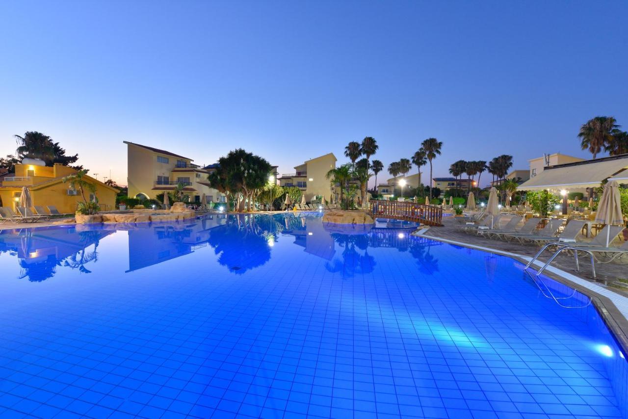 Апарт-отель Makronisos Village 3*