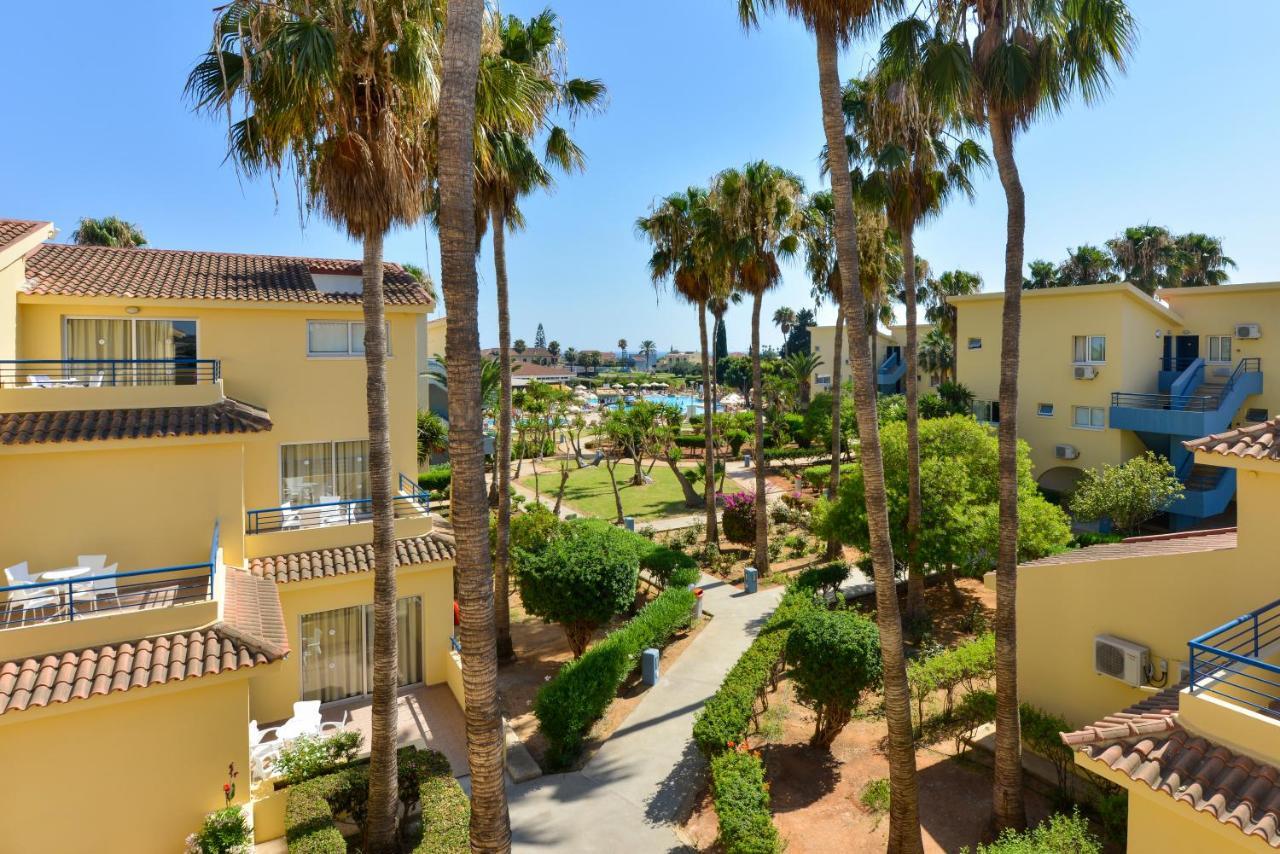 Makronisos Village 3* Айя-Напа